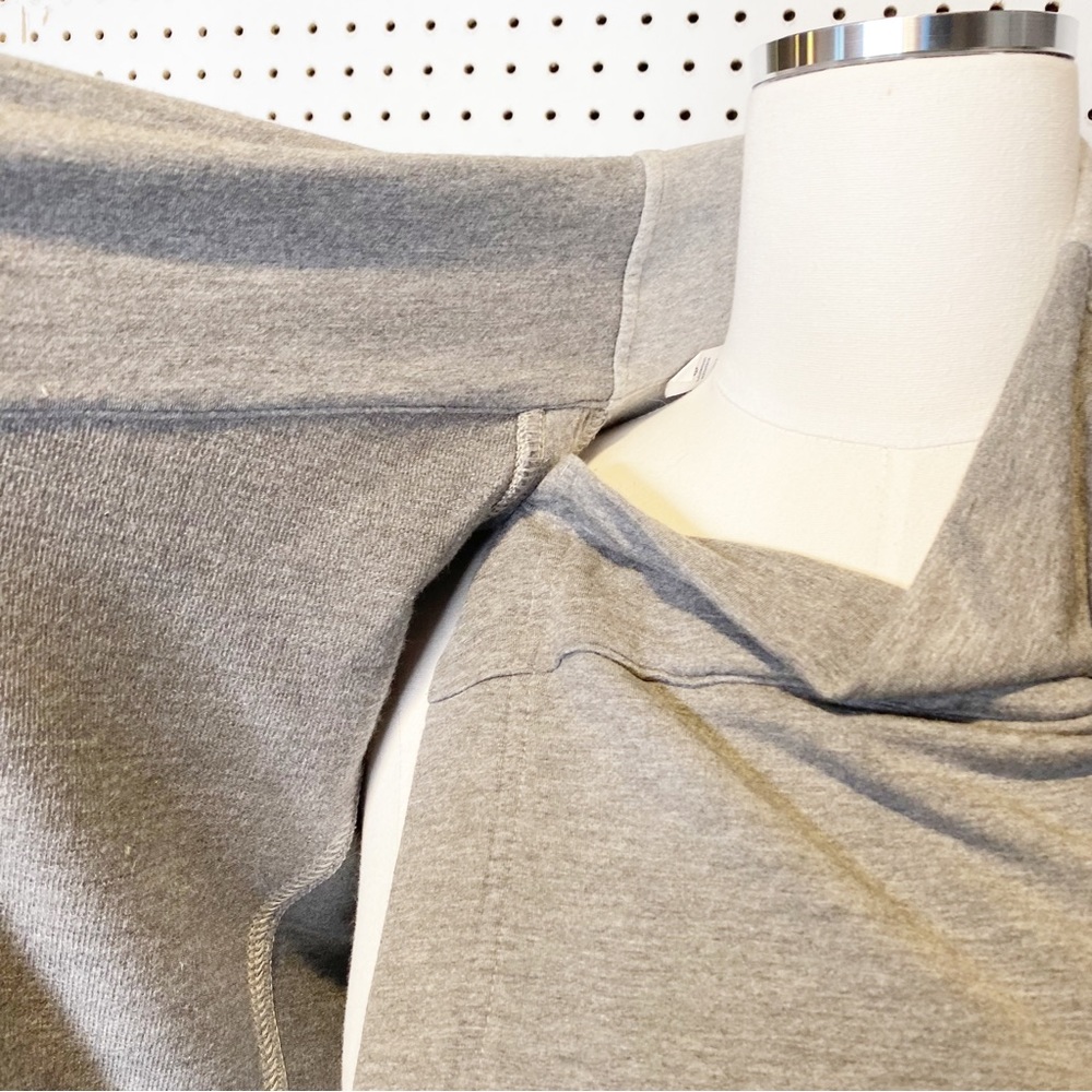 Lululemon | Coast Wrap Open‎ Front Cardigan in Heathered Mod Medium Grey Sz. 4 - Picture 9 of 16